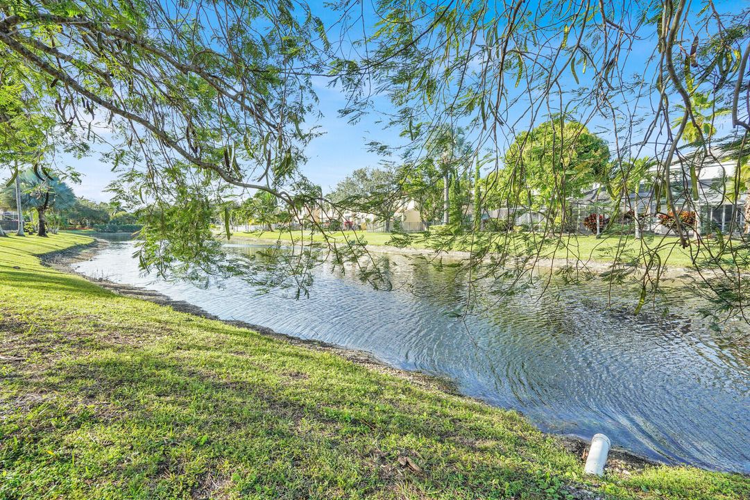 For Sale: $900,000 (5 beds, 3 baths, 3635 Square Feet)