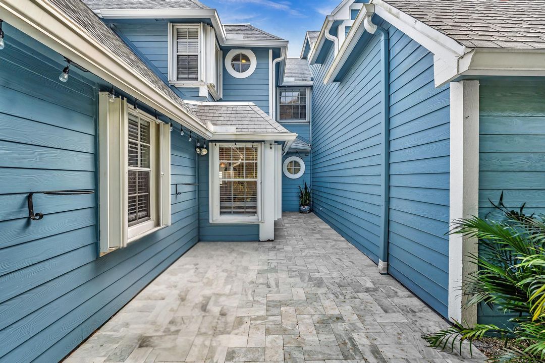 待售: $849,900 (3 贝兹, 2 浴室, 2266 平方英尺)