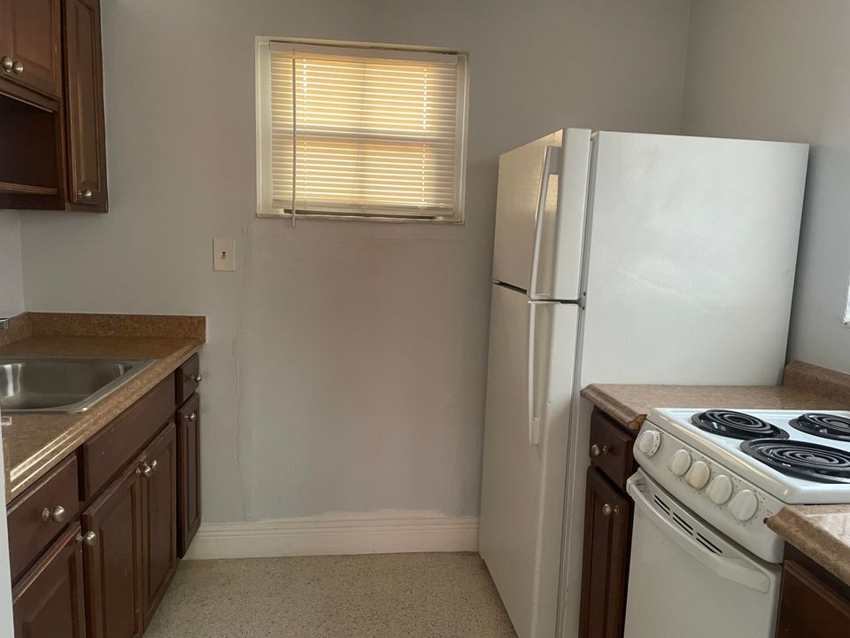 En Renta: $1,200 (0 camas, 1 baños, 367 Pies cuadrados)