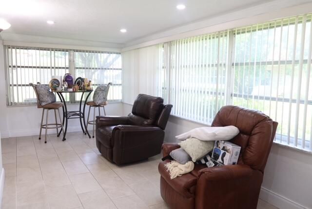 En Venta: $390,000 (3 camas, 2 baños, 1383 Pies cuadrados)