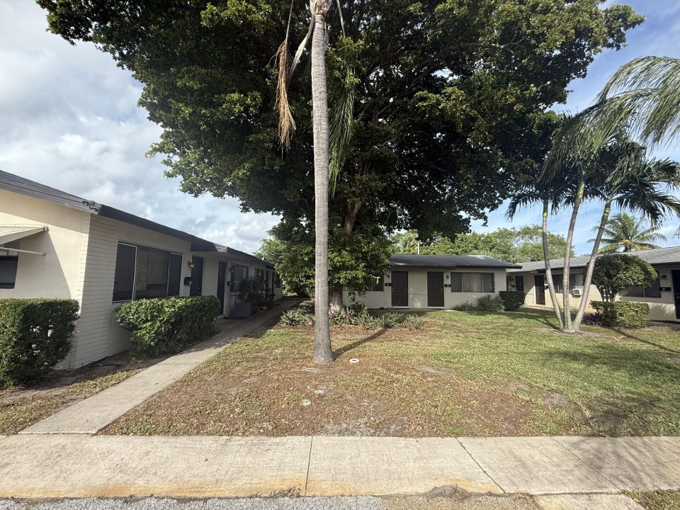 En Renta: $1,200 (0 camas, 1 baños, 367 Pies cuadrados)