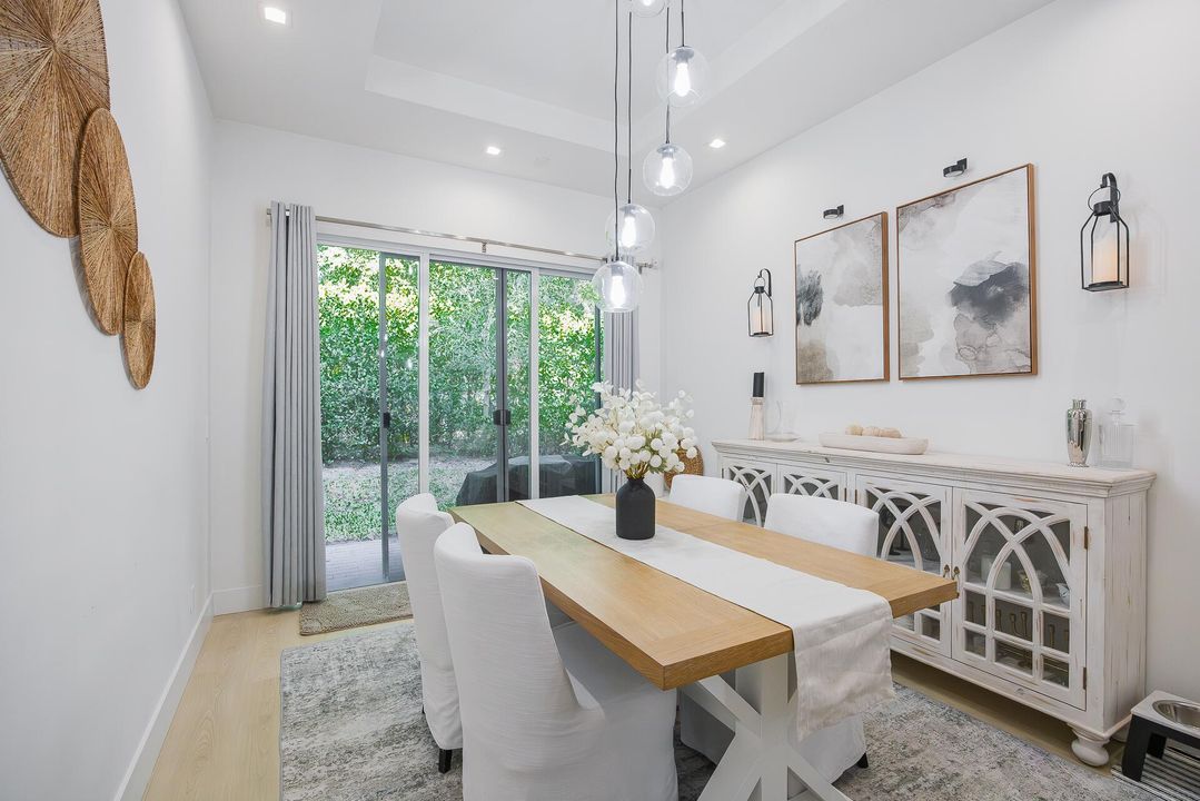 待售: $549,000 (3 贝兹, 3 浴室, 1958 平方英尺)