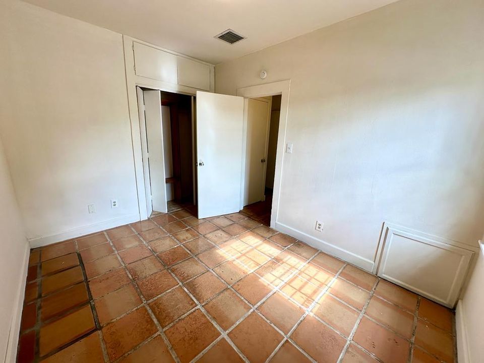 En Renta: $1,800 (3 camas, 1 baños, 925 Pies cuadrados)