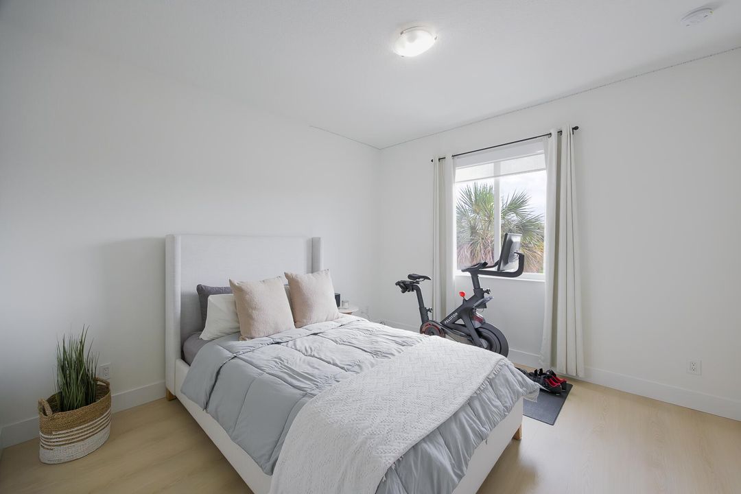 待售: $549,000 (3 贝兹, 3 浴室, 1958 平方英尺)