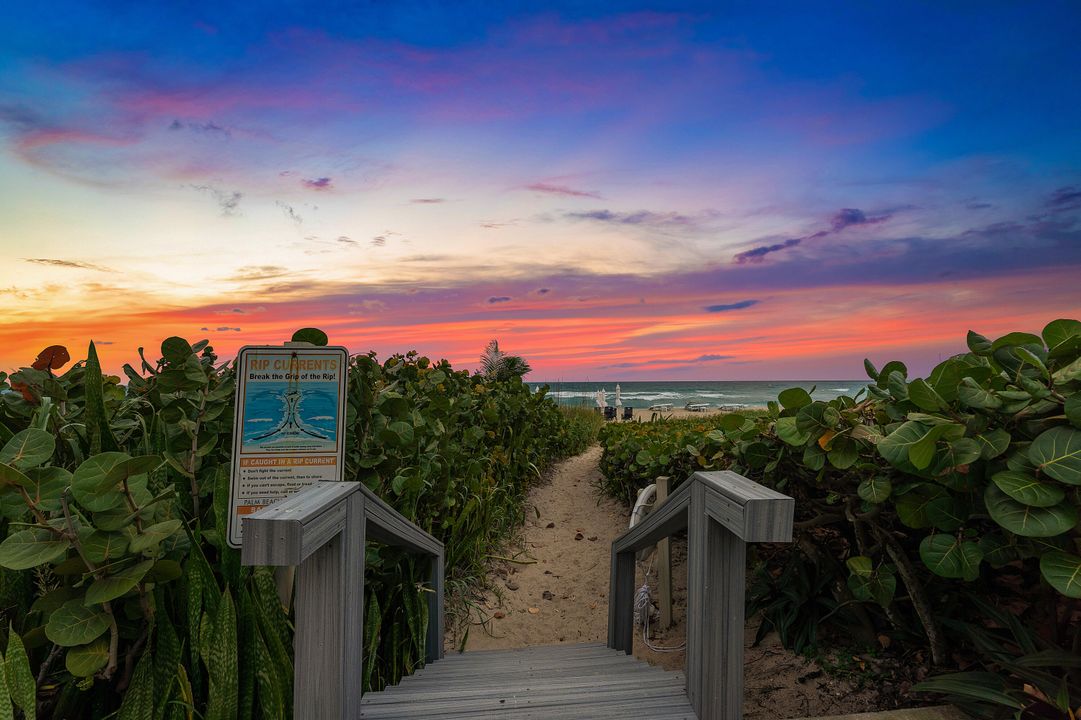 For Sale: $1,595,000 (3 beds, 3 baths, 1834 Square Feet)