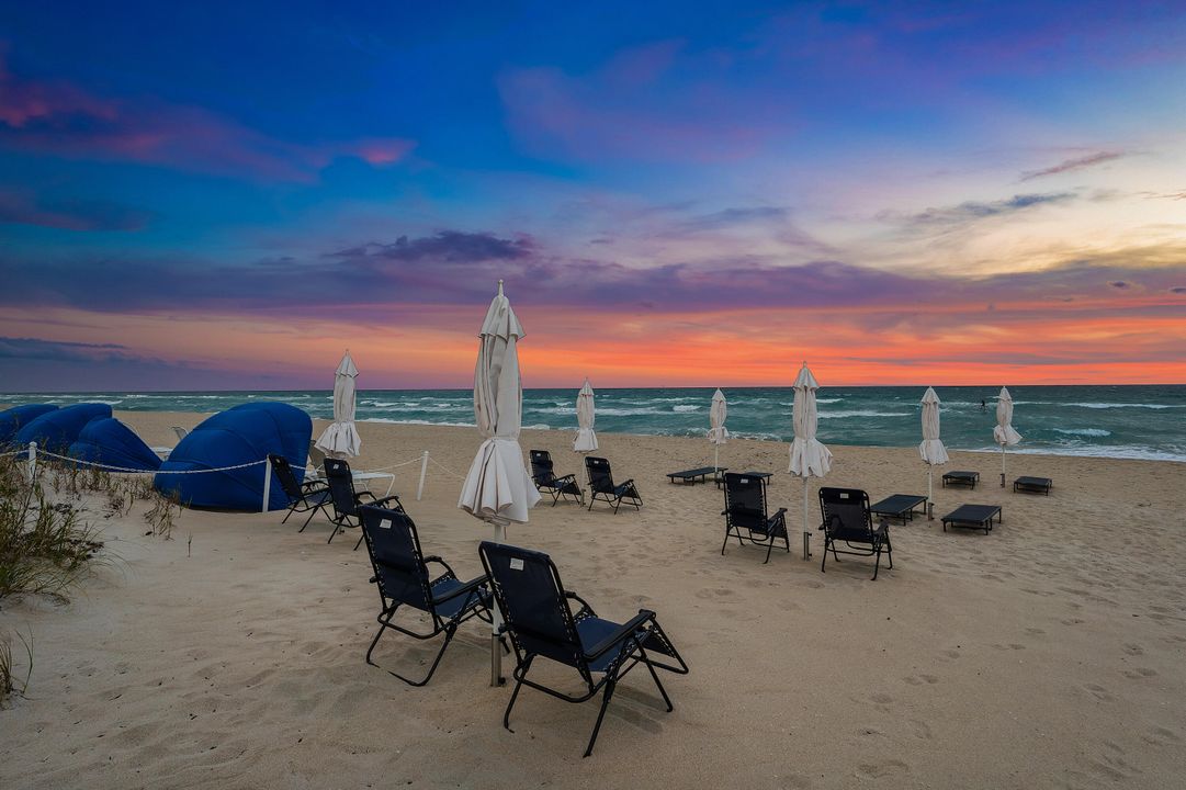 For Sale: $1,595,000 (3 beds, 3 baths, 1834 Square Feet)