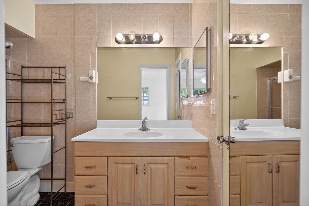 For Sale: $495,000 (3 beds, 2 baths, 2063 Square Feet)