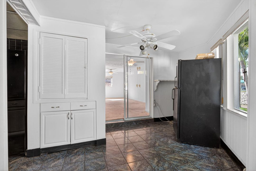 For Sale: $495,000 (3 beds, 2 baths, 2063 Square Feet)