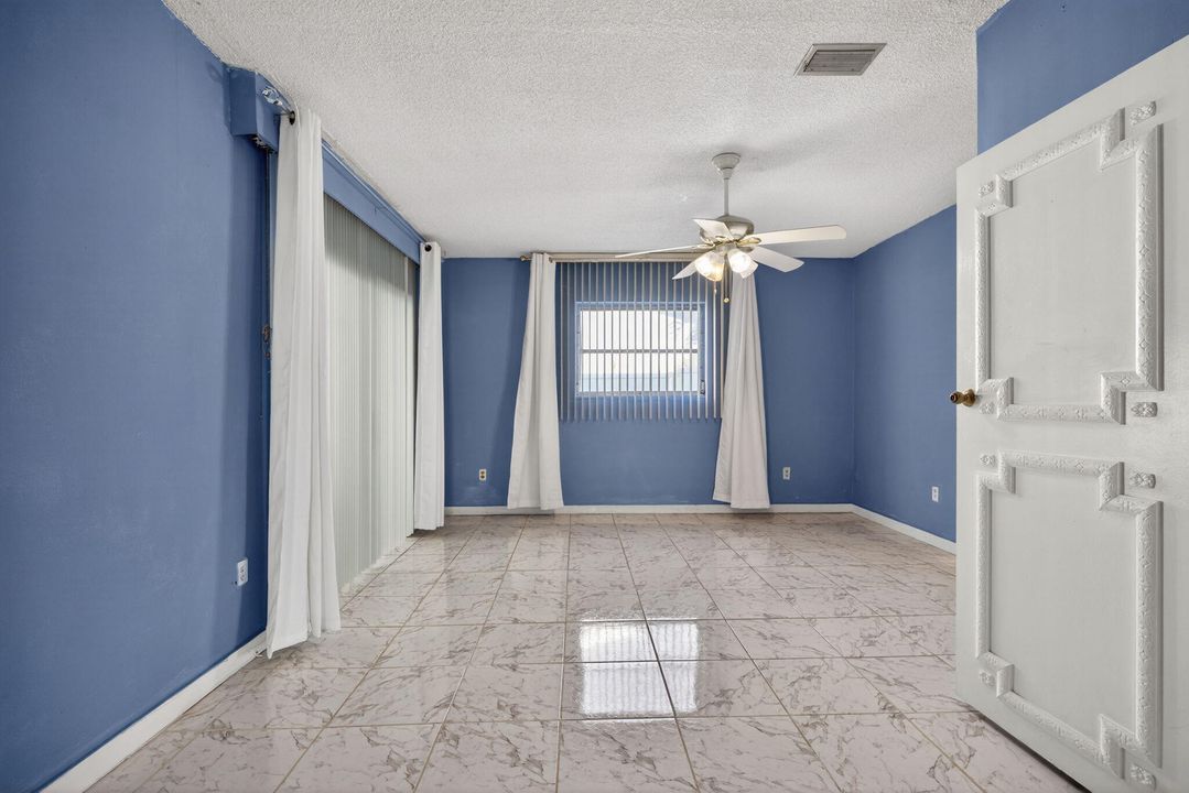 For Sale: $495,000 (3 beds, 2 baths, 2063 Square Feet)