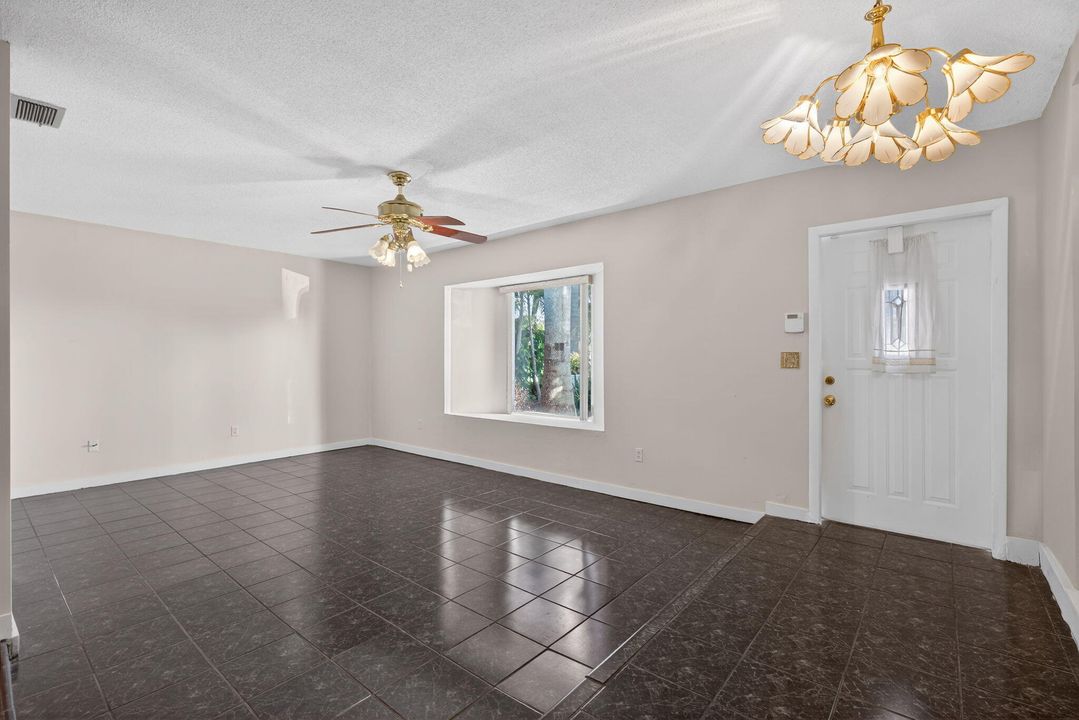 For Sale: $495,000 (3 beds, 2 baths, 2063 Square Feet)