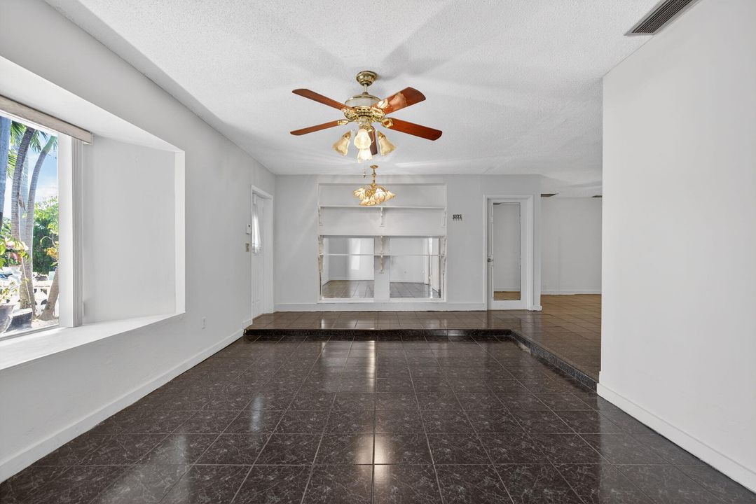 For Sale: $495,000 (3 beds, 2 baths, 2063 Square Feet)