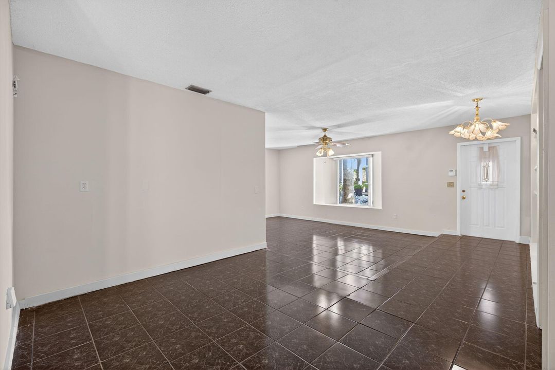 For Sale: $495,000 (3 beds, 2 baths, 2063 Square Feet)