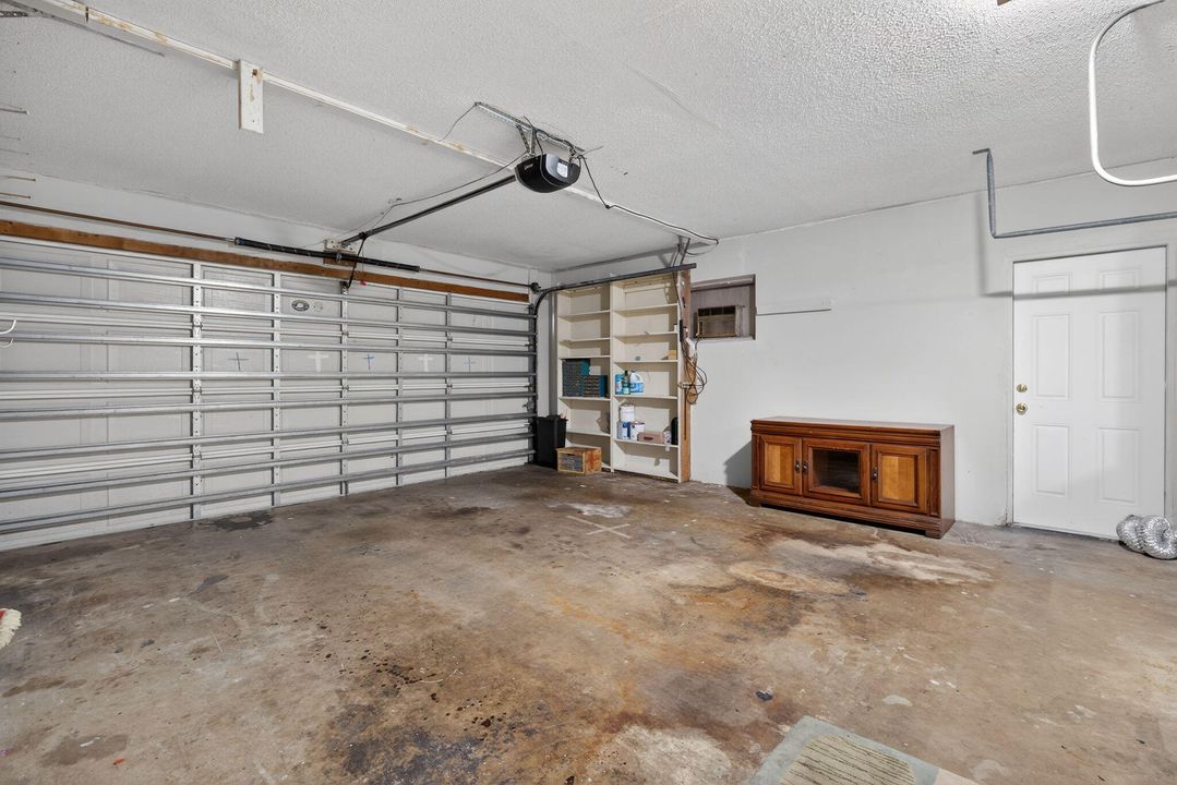 For Sale: $495,000 (3 beds, 2 baths, 2063 Square Feet)