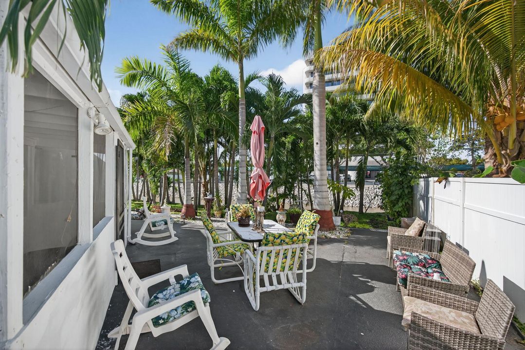 For Sale: $495,000 (3 beds, 2 baths, 2063 Square Feet)