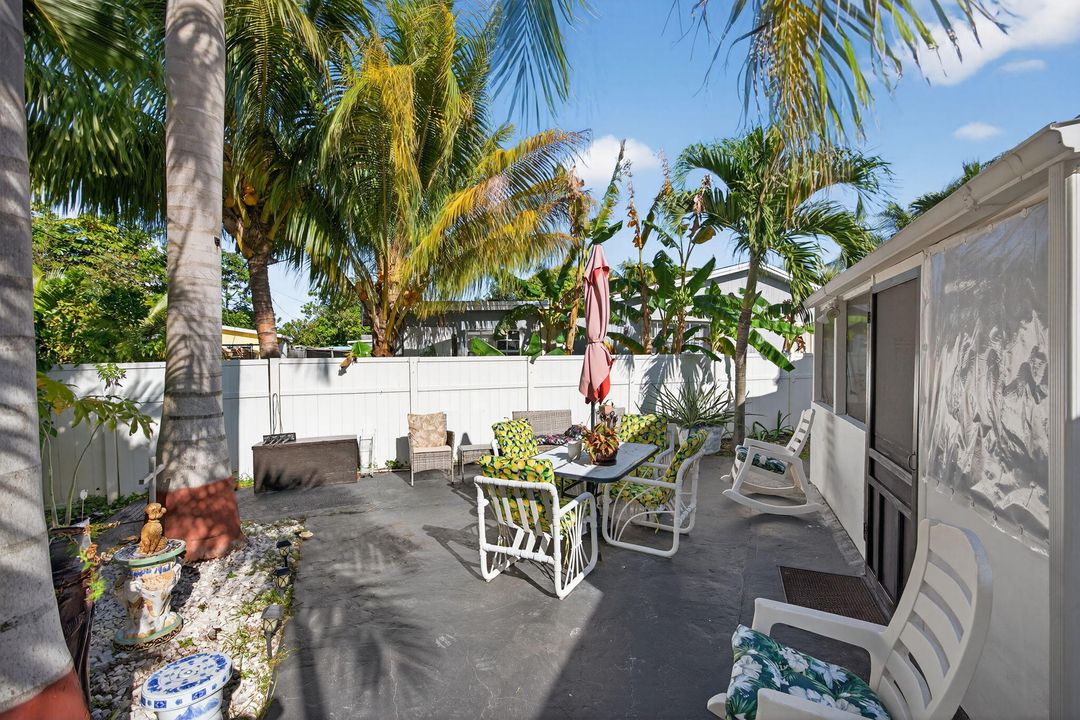 For Sale: $495,000 (3 beds, 2 baths, 2063 Square Feet)
