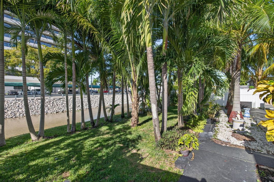 For Sale: $495,000 (3 beds, 2 baths, 2063 Square Feet)