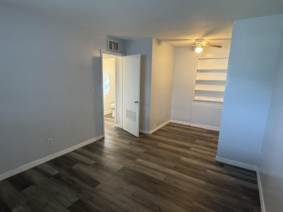 For Rent: $1,400 (1 beds, 1 baths, 500 Square Feet)