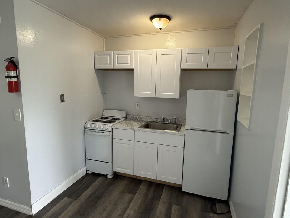 For Rent: $1,400 (1 beds, 1 baths, 500 Square Feet)
