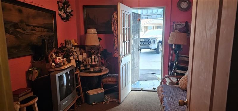 На продажу: $90,000 (3 спален, 1 ванн, 912 Квадратных фут)