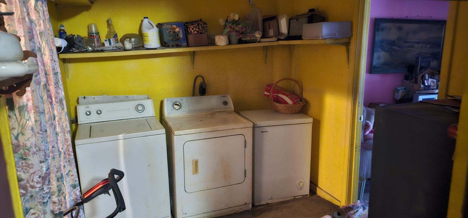 На продажу: $90,000 (3 спален, 1 ванн, 912 Квадратных фут)