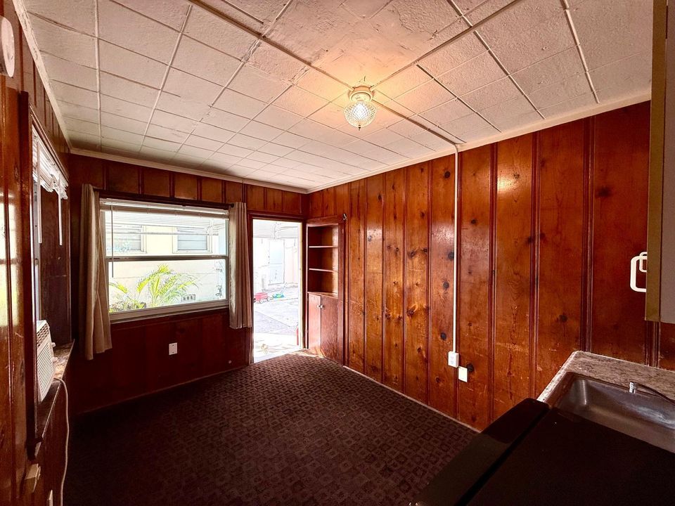 En Renta: $900 (0 camas, 1 baños, 750 Pies cuadrados)