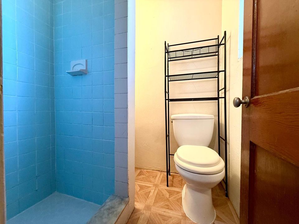 En Renta: $900 (0 camas, 1 baños, 750 Pies cuadrados)