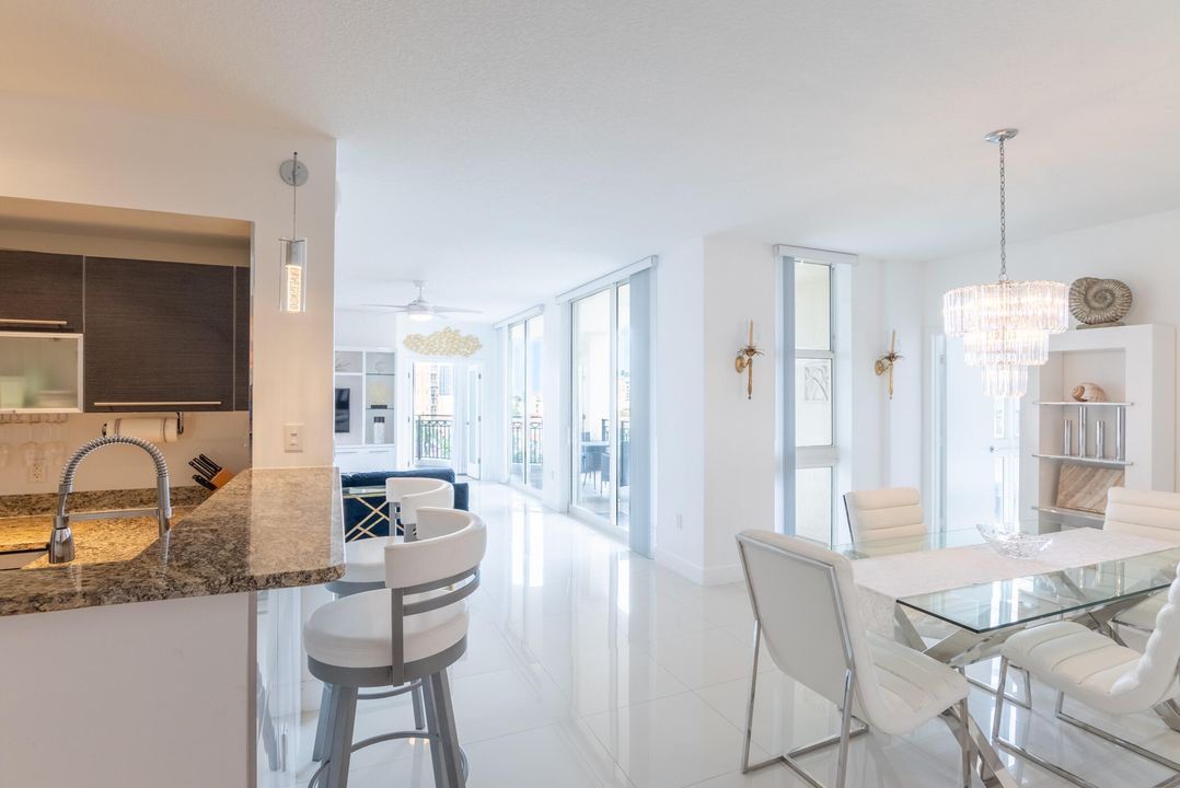 For Rent: $6,725 (2 beds, 2 baths, 1582 Square Feet)