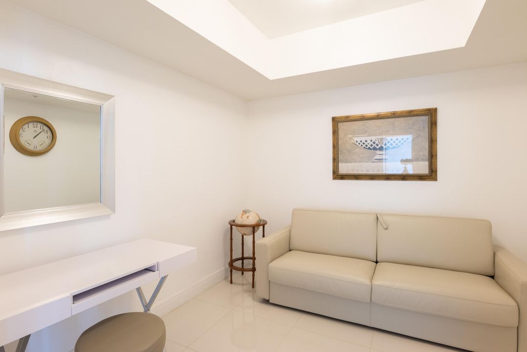 For Rent: $6,725 (2 beds, 2 baths, 1582 Square Feet)