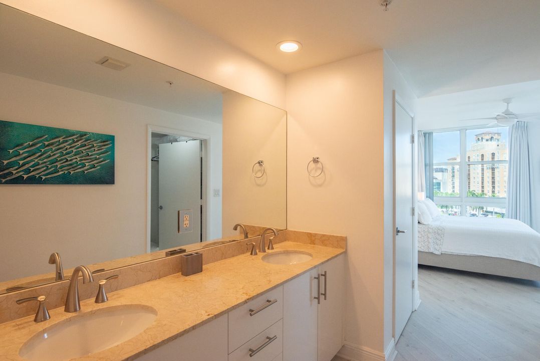 For Rent: $6,725 (2 beds, 2 baths, 1582 Square Feet)