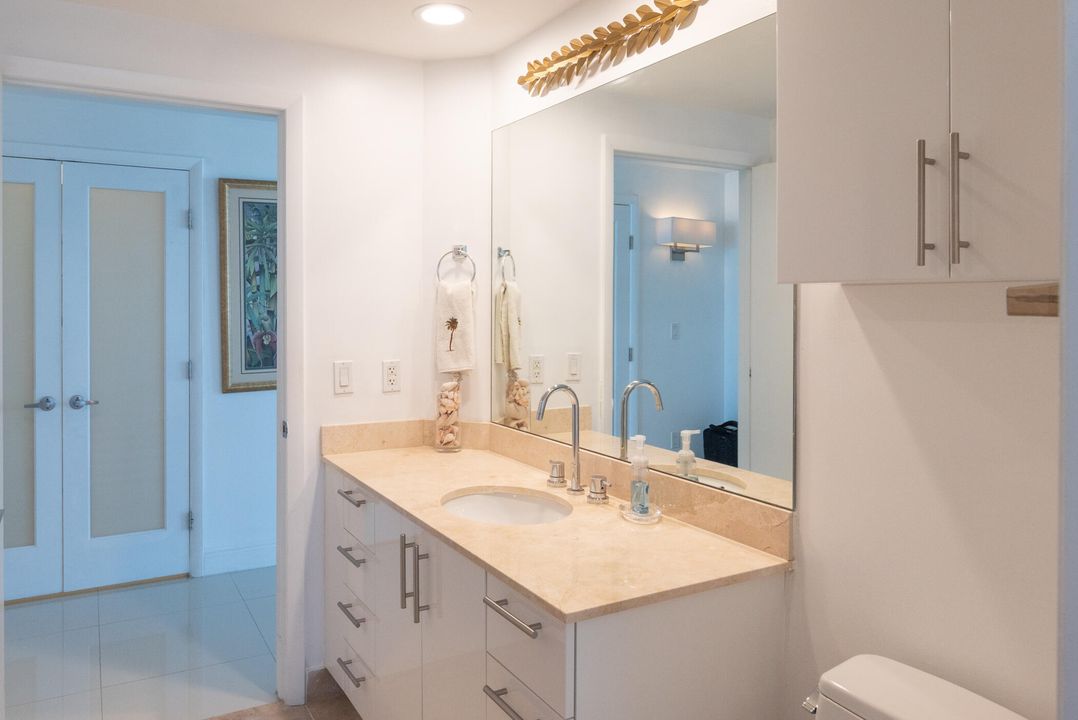 For Rent: $6,725 (2 beds, 2 baths, 1582 Square Feet)