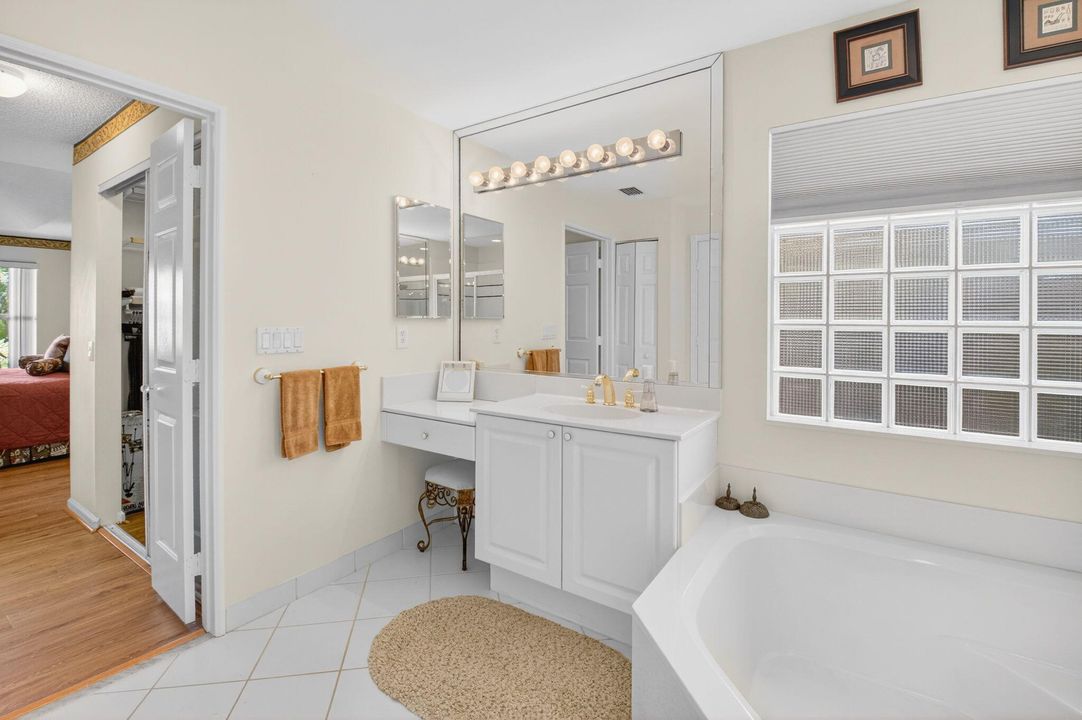 For Sale: $550,000 (3 beds, 2 baths, 1741 Square Feet)