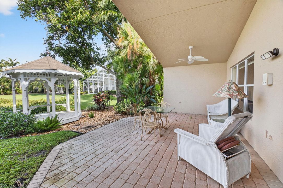 For Sale: $550,000 (3 beds, 2 baths, 1741 Square Feet)