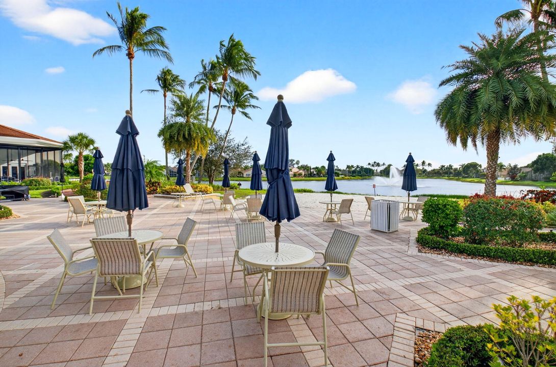 For Sale: $550,000 (3 beds, 2 baths, 1741 Square Feet)