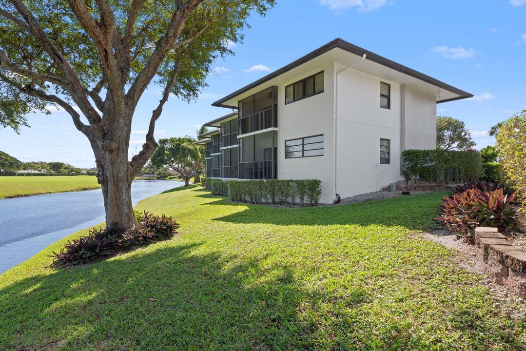 待售: $275,000 (1 贝兹, 1 浴室, 750 平方英尺)