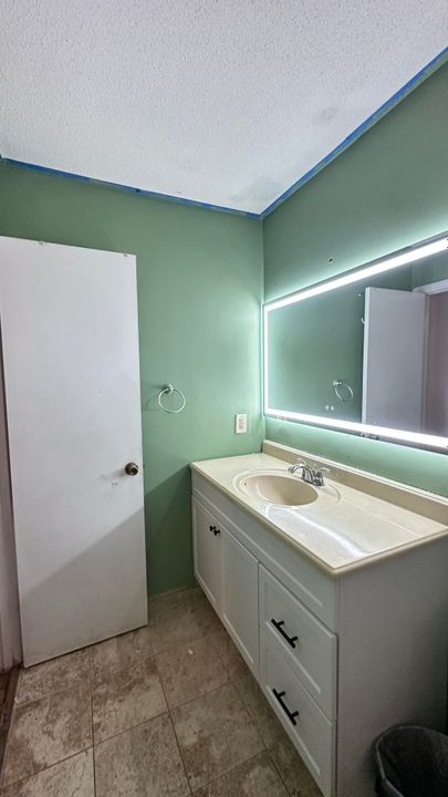 For Sale: $645,000 (2 beds, 2 baths, 1709 Square Feet)