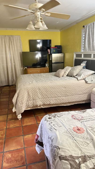 For Sale: $645,000 (2 beds, 2 baths, 1709 Square Feet)