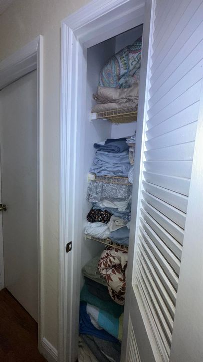 For Sale: $645,000 (2 beds, 2 baths, 1709 Square Feet)