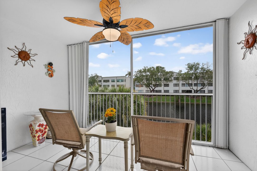 For Sale: $195,000 (2 beds, 2 baths, 1142 Square Feet)