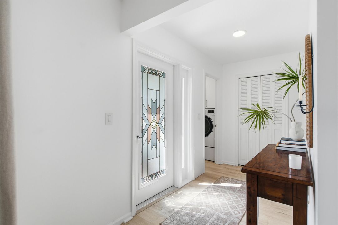 待售: $750,000 (3 贝兹, 2 浴室, 1484 平方英尺)