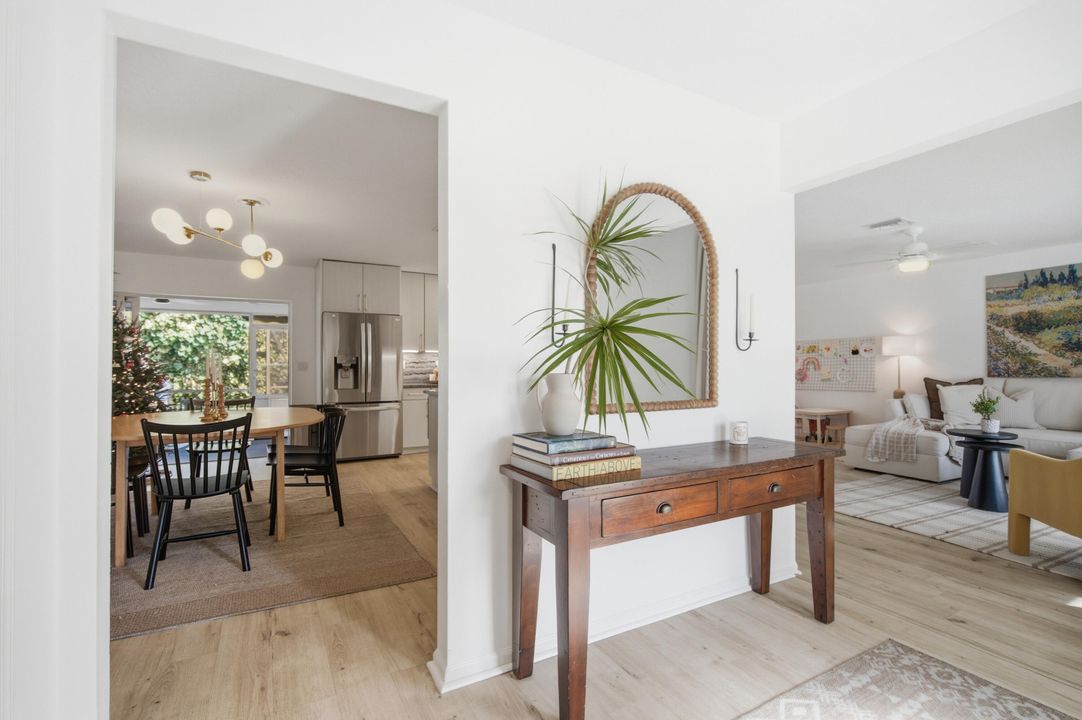 待售: $750,000 (3 贝兹, 2 浴室, 1484 平方英尺)