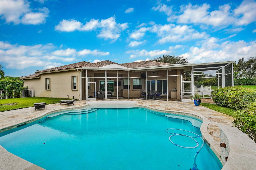 For Rent: $7,750 (5 beds, 3 baths, 3399 Square Feet)