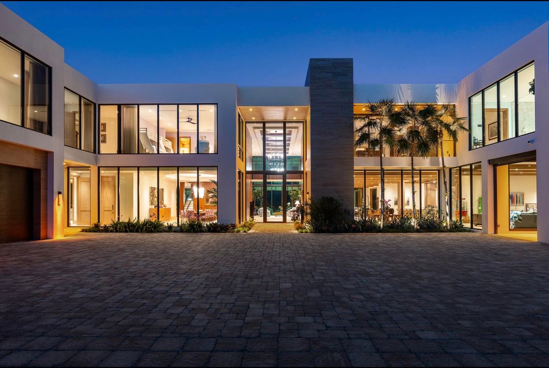 На продажу: $85,000,000 (8 спален, 10 ванн, 19023 Квадратных фут)