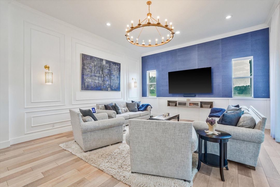 For Rent: $7,750 (5 beds, 3 baths, 3399 Square Feet)