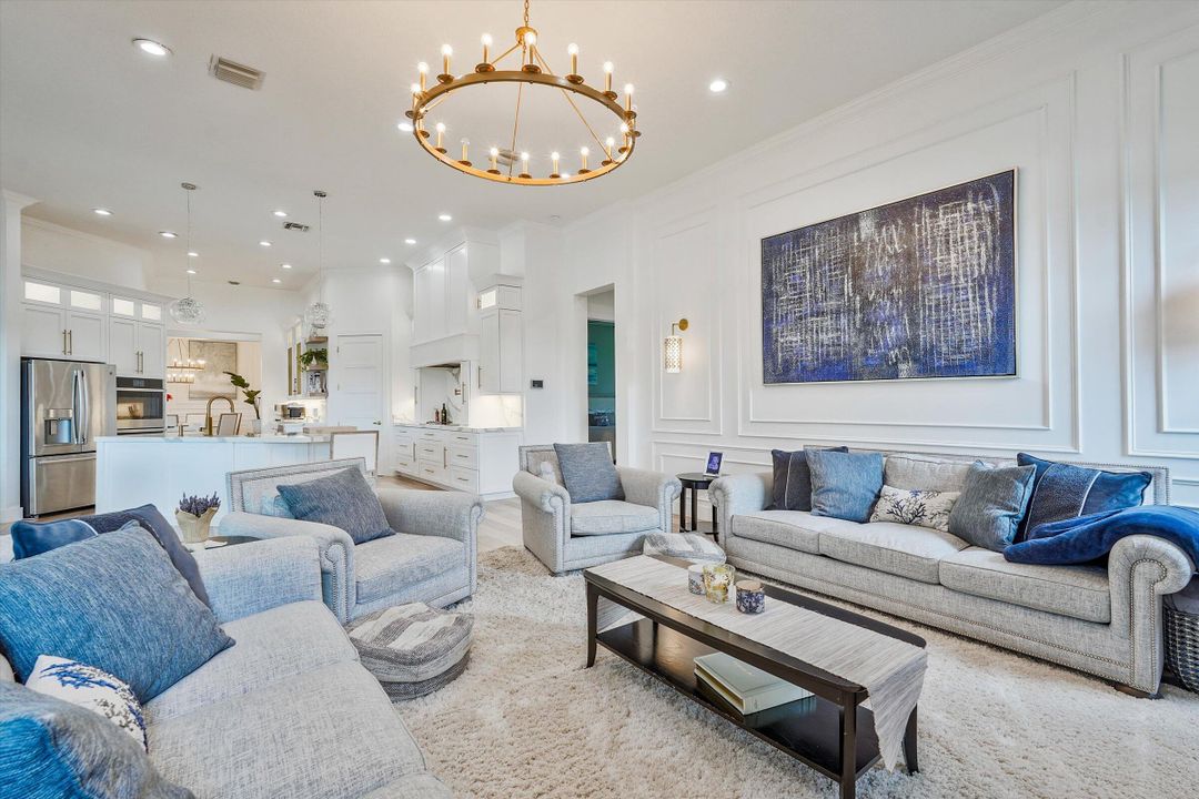 For Rent: $7,750 (5 beds, 3 baths, 3399 Square Feet)