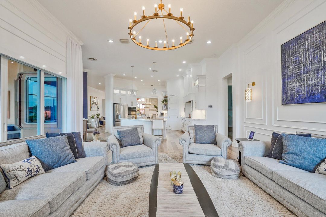 For Rent: $7,750 (5 beds, 3 baths, 3399 Square Feet)