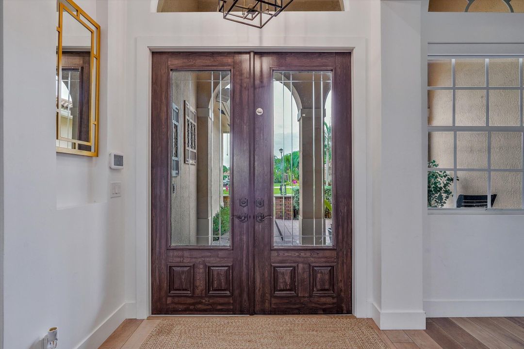 For Rent: $7,750 (5 beds, 3 baths, 3399 Square Feet)