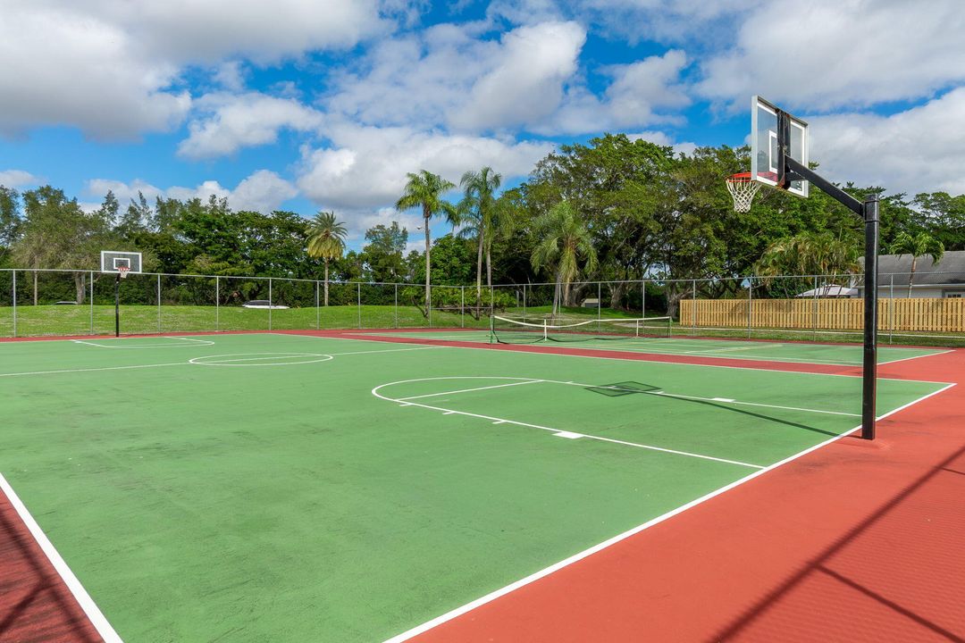 出租: $2,750 (3 贝兹, 2 浴室, 1368 平方英尺)