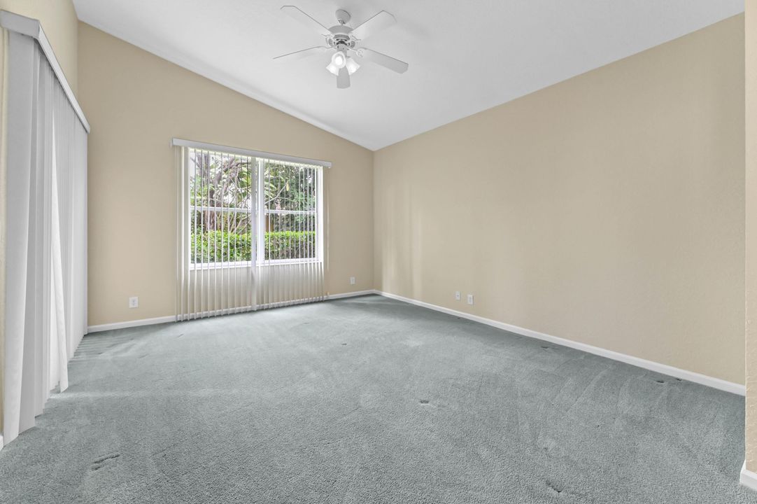 На продажу: $429,900 (3 спален, 2 ванн, 1720 Квадратных фут)