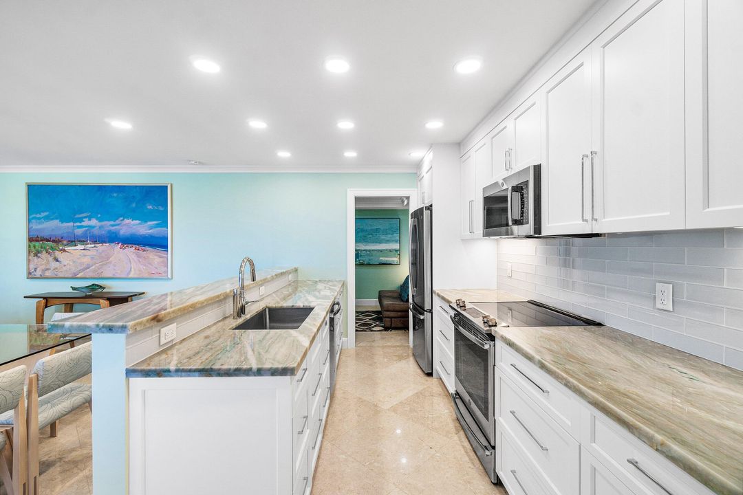 En Venta: $895,000 (2 camas, 2 baños, 1045 Pies cuadrados)