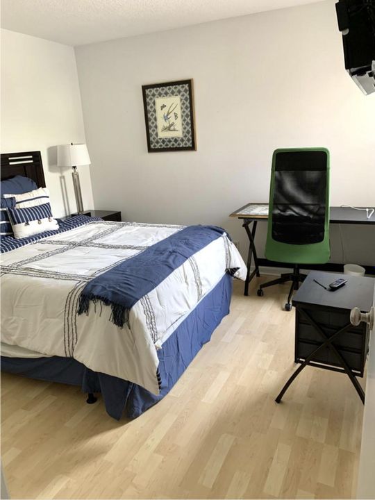 待售: $310,000 (2 贝兹, 2 浴室, 1000 平方英尺)